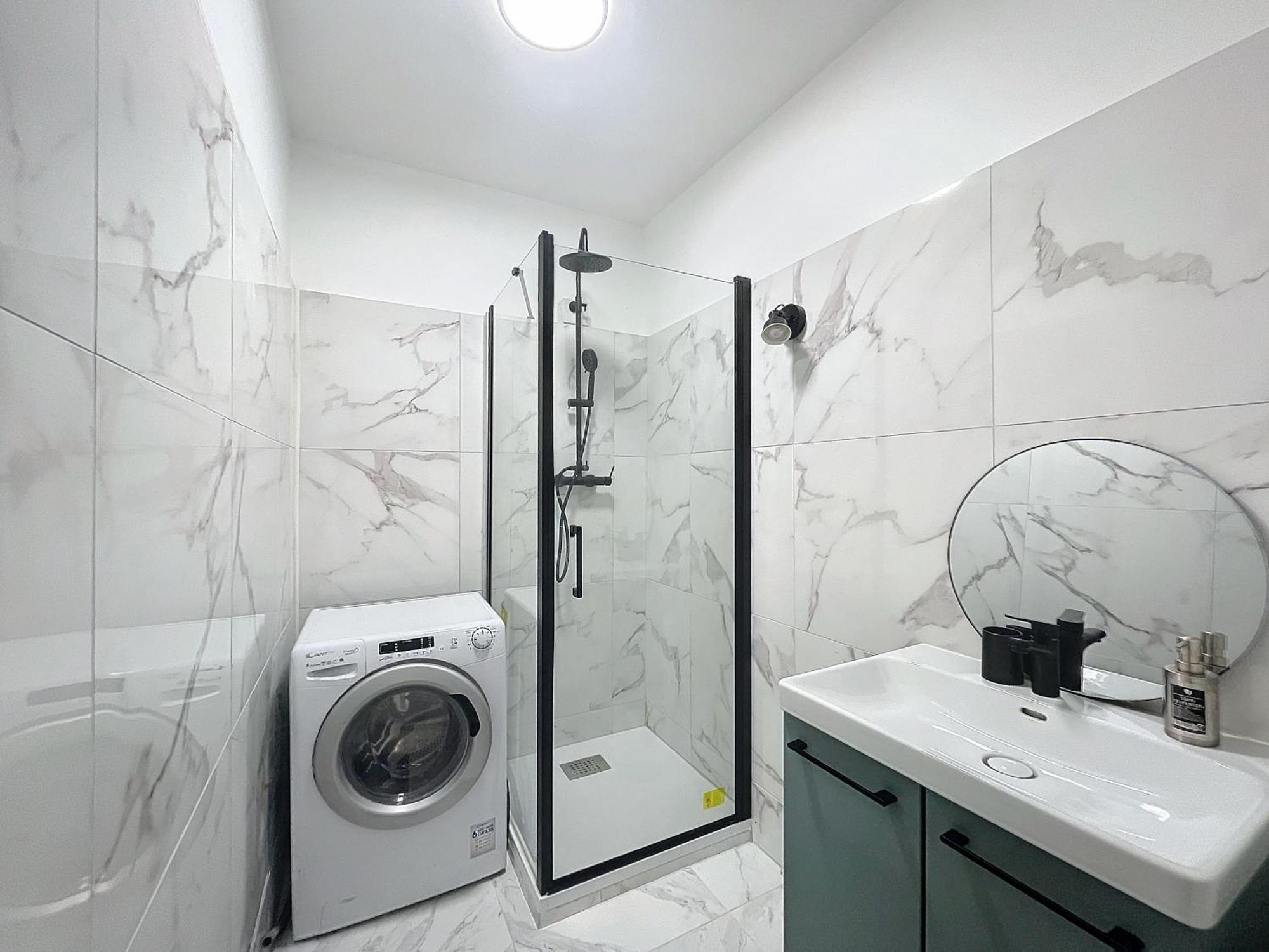 Apartment Le Ptit Lyonnais, Prox Tram T3, Terrasse, Moderne